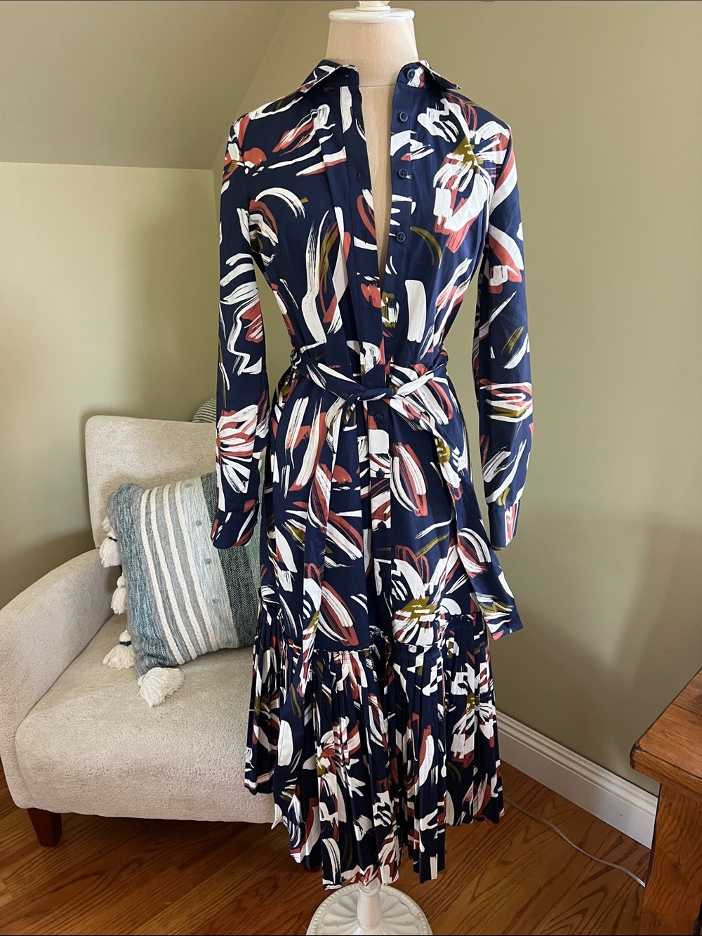 Shoshanna Navy Floral-Brushstroke Long Sleeve Button Down Tie-Waist Dress 2